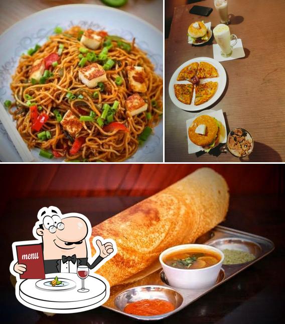 Food at Pandit Ji Food CornerNidhivan Sarovar Portico, Vrindavan
