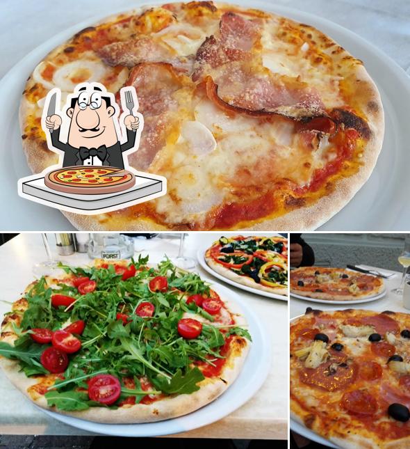 Ordina una pizza a Pizzeria Ristorante Marktplatz