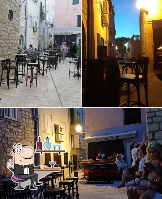 Découvrez l'intérieur de FORUM BAR