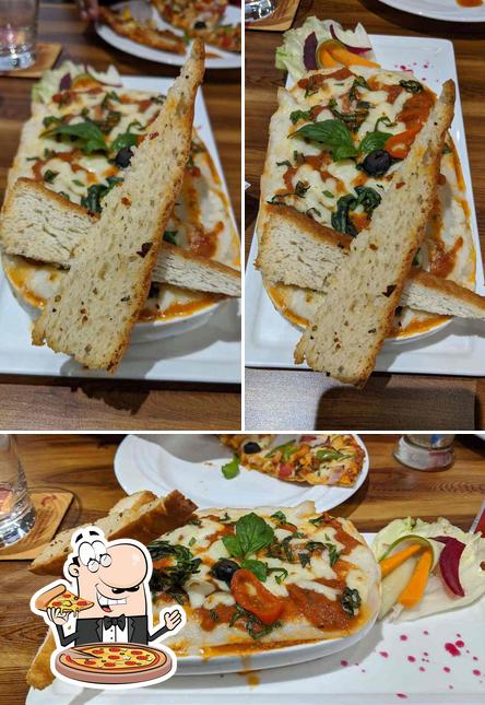 Order different types of pizza