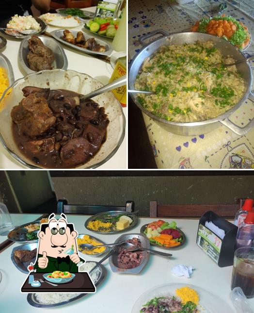 Comida em Bar do Romeu
