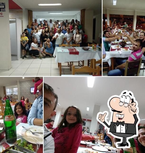 Petibom Pizzaria e Restaurante