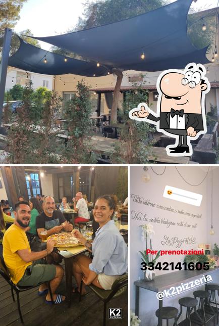 La immagine di interni e esterno da Pizzeria K2
