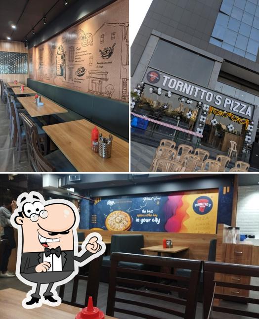 The interior of Tornitto's Pizza