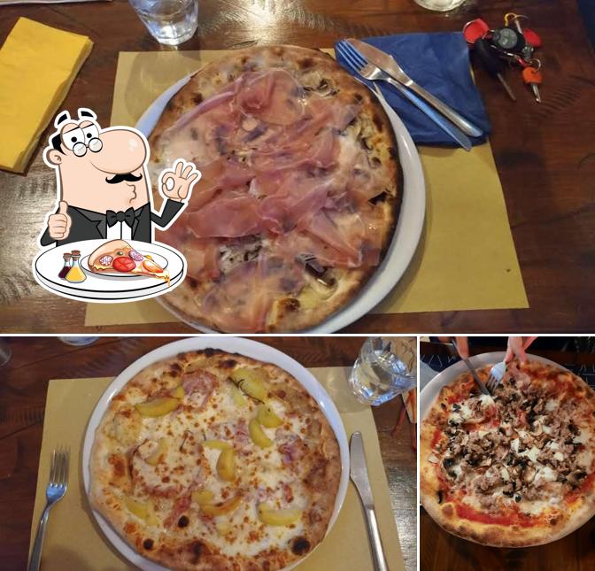 Ordina tra le molte varianti di pizza