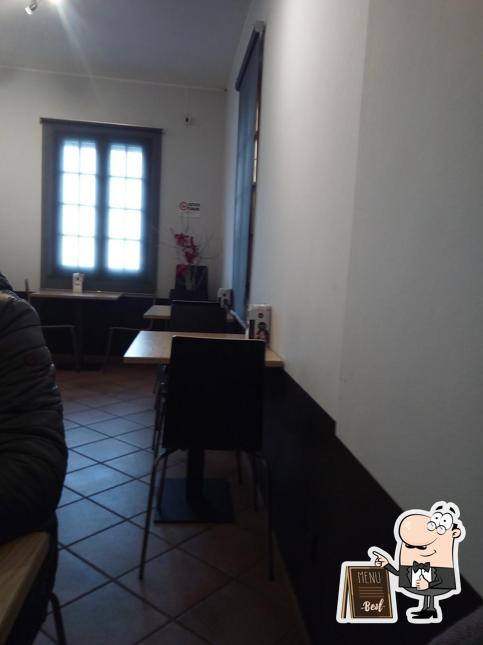 Guarda questa immagine di El Lobo Bar tavola calda