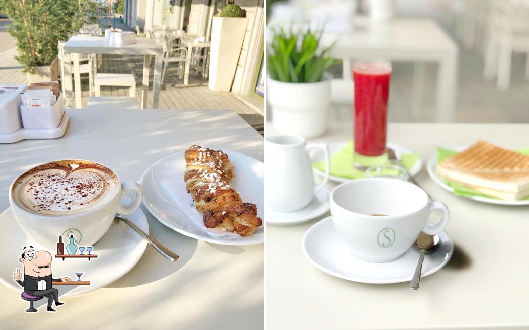 Siediti a un tavolo di Suite Café