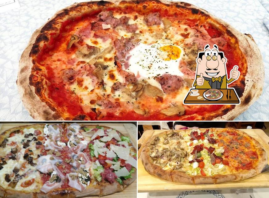 Scegli tra le molte varianti di pizza