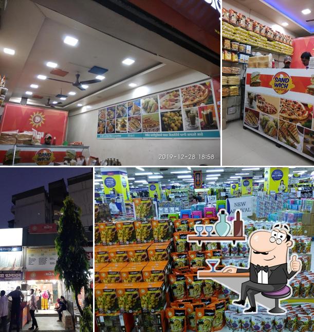 The interior of Ganesh Bhel