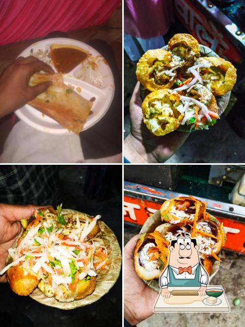Samosa at Panna Lal Chaat wale