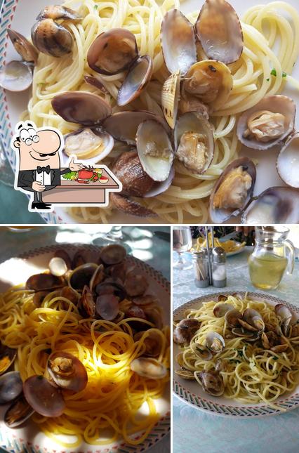 Ordina la cucina di mare a La pace