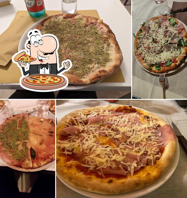 Ordina tra le molte varianti di pizza