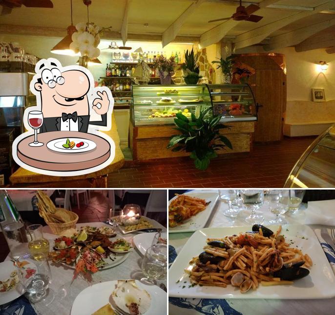 Platti al Ristorante Pizzeria Il Borgo sul Mare