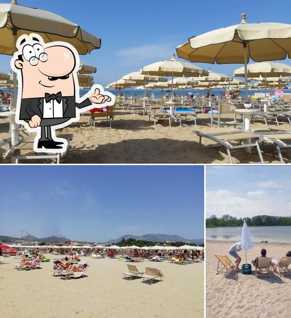 Siediti a un tavolo di Lido La Perla