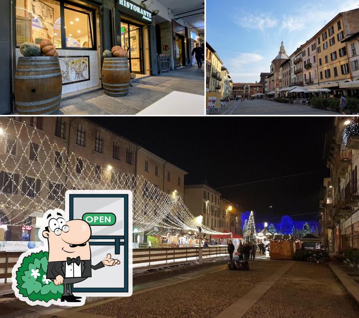 Guarda gli esterni di Ristorante Pizzeria Marechiaro