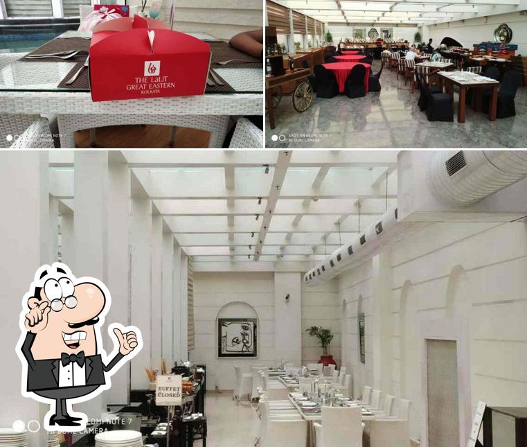 Check out how Alfresco looks inside