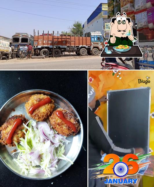 Food at Muskaan Line Hotel