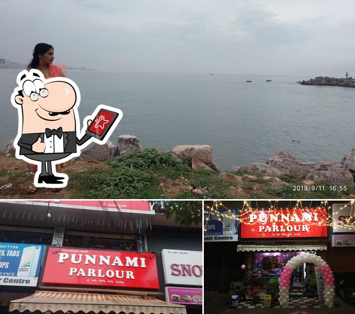 The exterior of New Punnami parlour