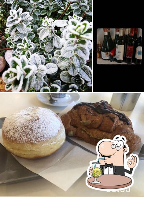 La foto della bevanda e cibo di SofiCafé dolce e salato