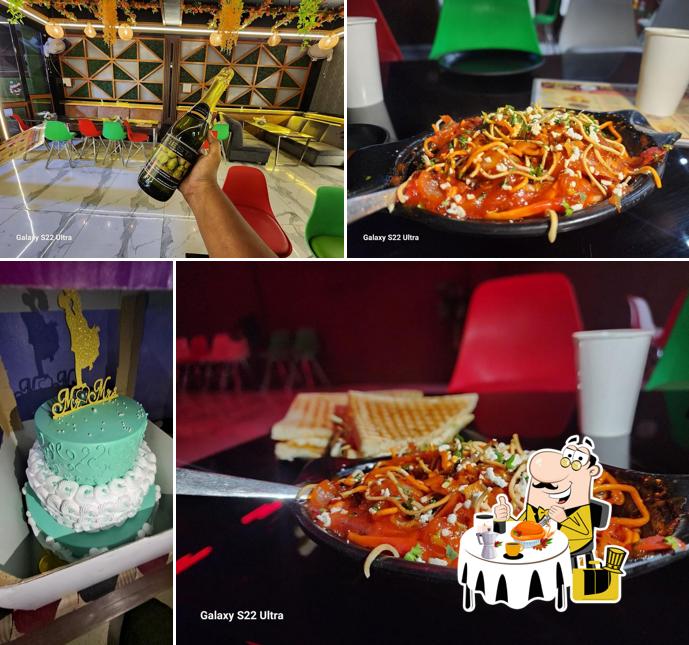 Food at Food Paradise