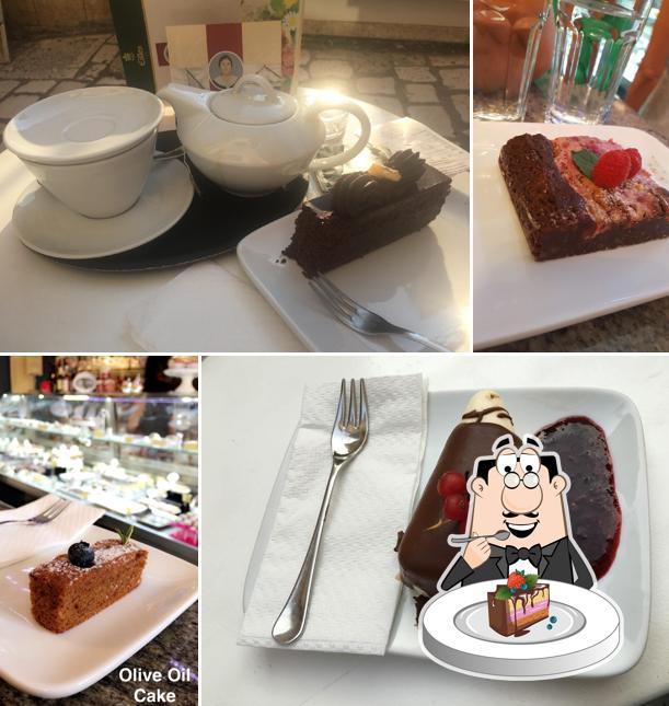 Torta al cioccolato al Nonica Caffe Bar