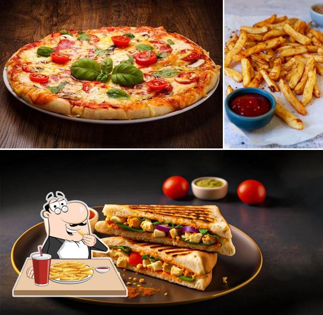 French fries at Mewalal Chaat & Snacks