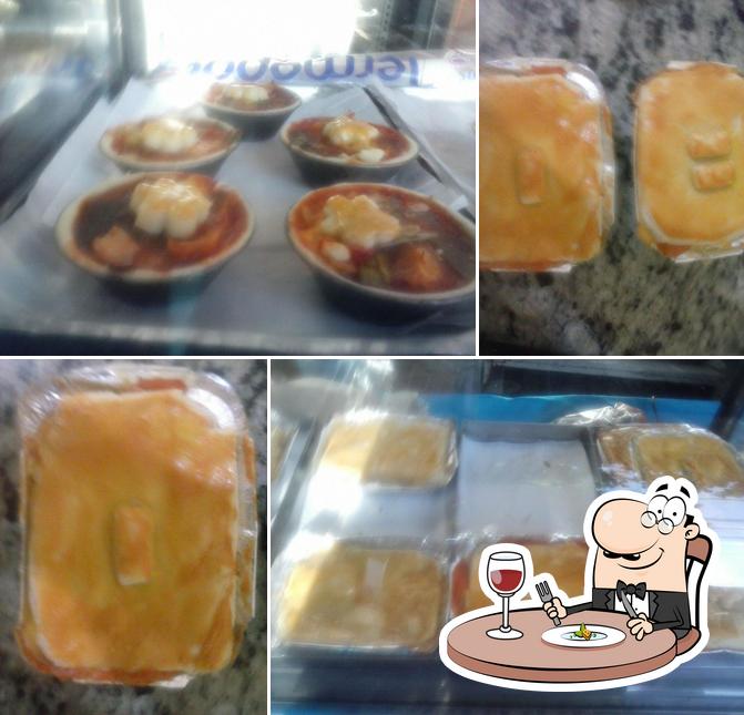 Comida em Garagem da Empada