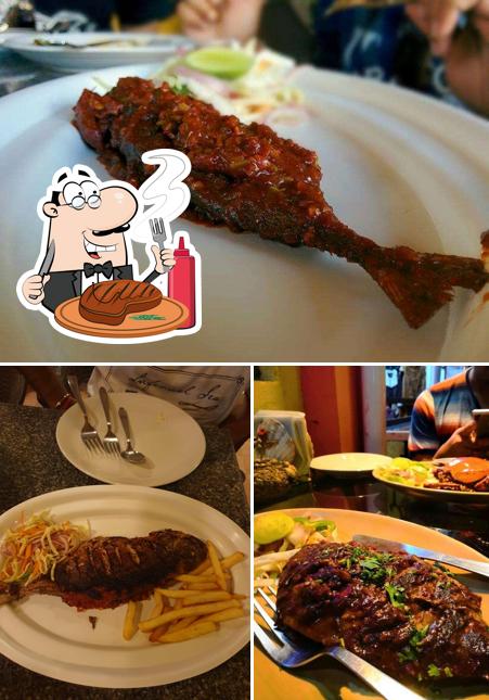 Order meat meals at 8 Sea Shells