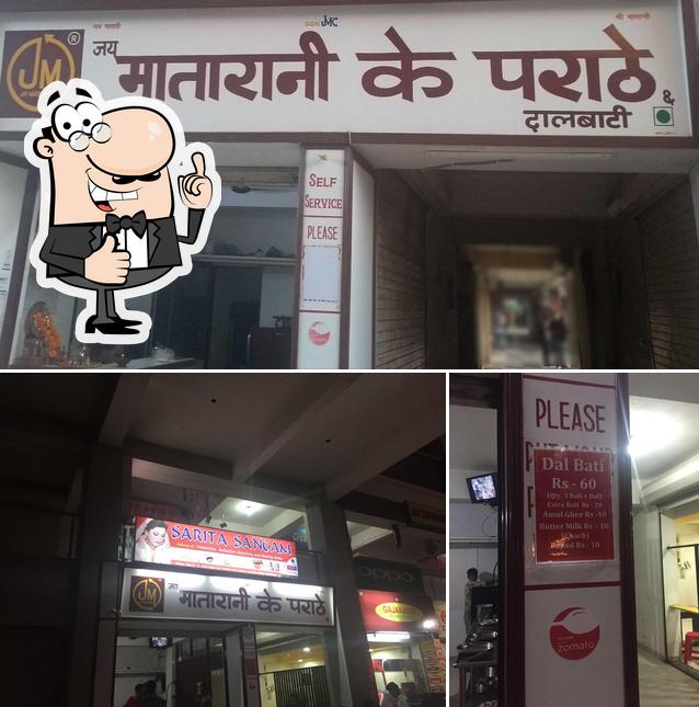 See this picture of Jay Matarani Alu Parathe