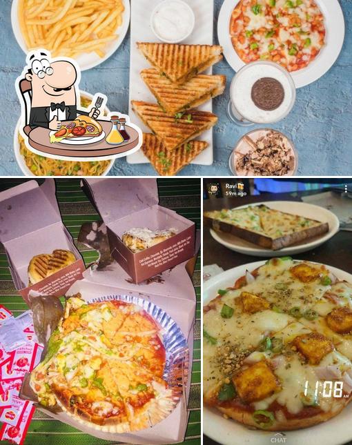 Try out pizza at Yuvi The Cafe