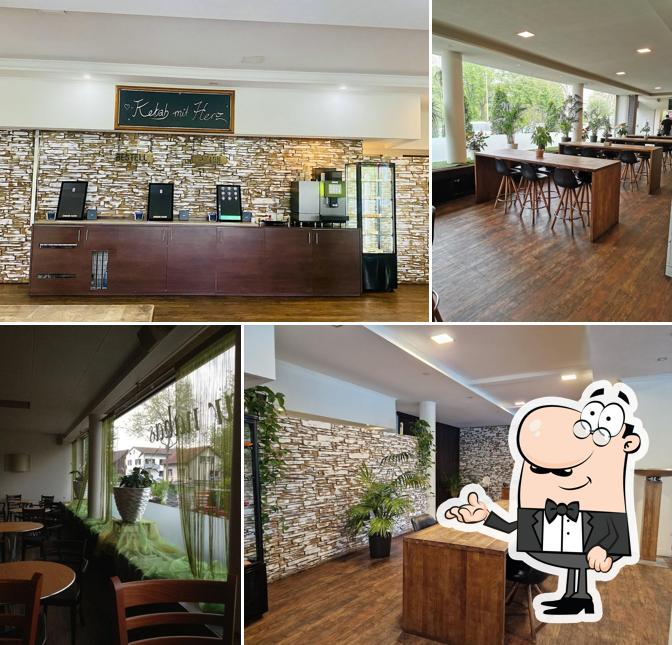 Siediti a un tavolo di Barnabas