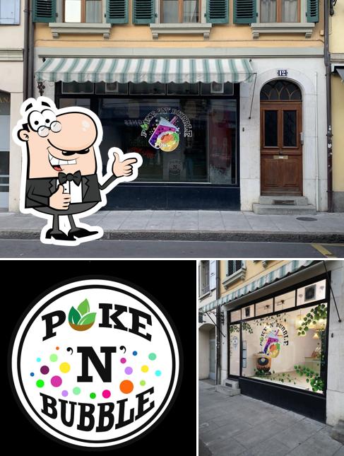 Vedi questa foto di Poke'n'Bubble