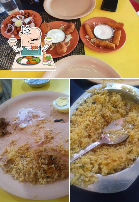 Meals at Emirates Food Land