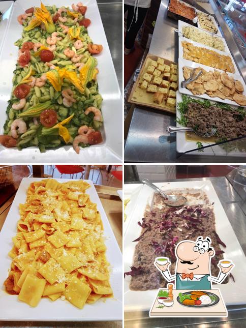 Cibo al Pizzeria La Sosta Gastronomia Tavola Calda Friggitoria