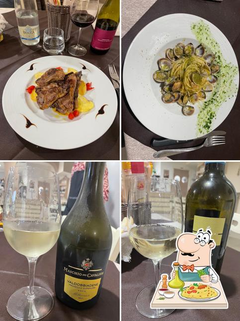 Cibo al Ristorante pizzeria ai portici