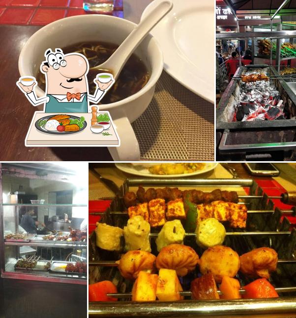 Food at ROYAL CHICKEN CORNER