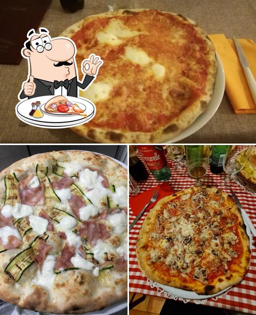 Scegli tra le svariate varianti di pizza