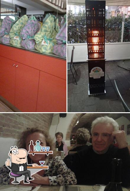 Gli interni di Caffè Portici