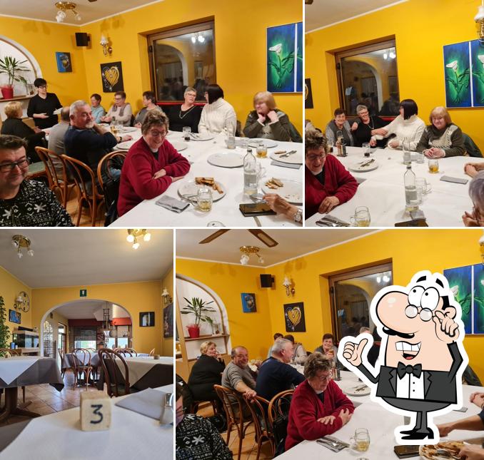 Gli interni di Pizzeria Alla Ruota