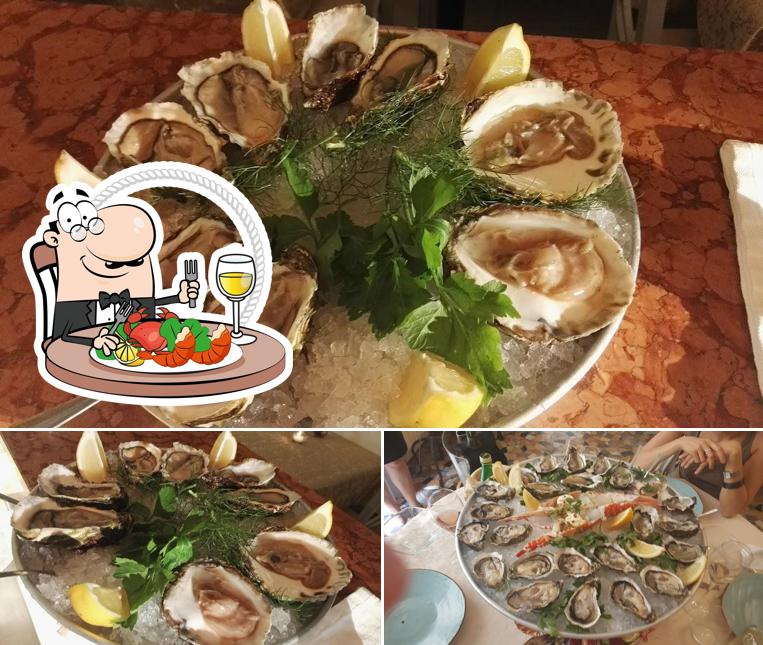Prenditi la cucina di mare a Brest Ostricheria & Champagneria