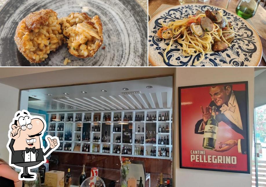 La interni e cibo del ristorante