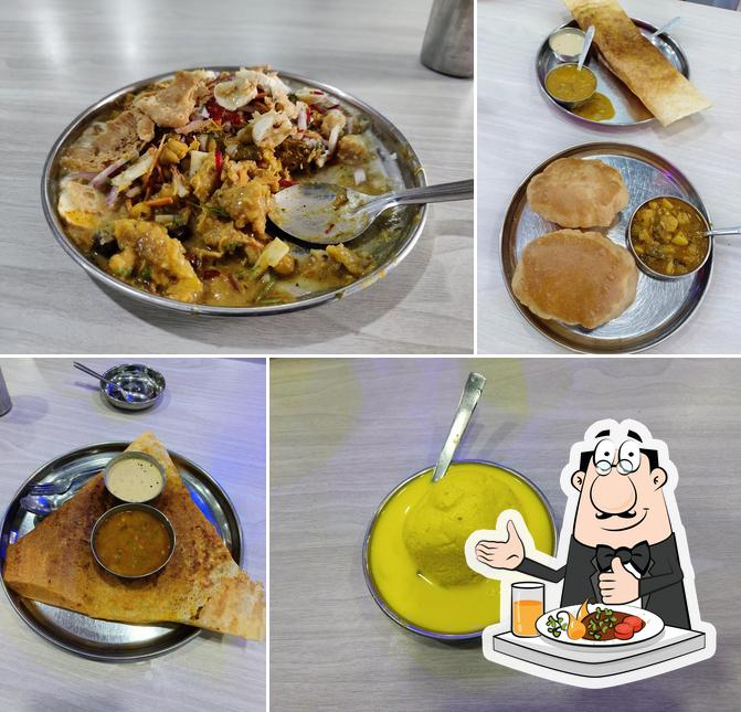 Meals at Shree Bharat Jalpan