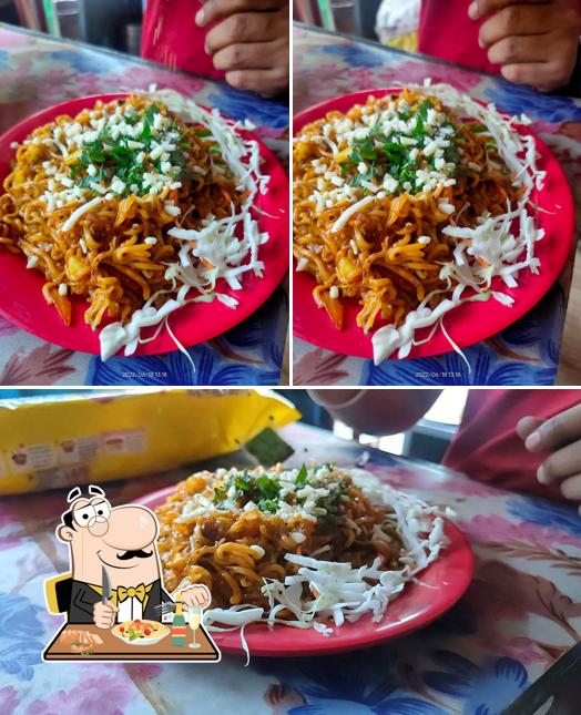 Pad thai at Food Junction