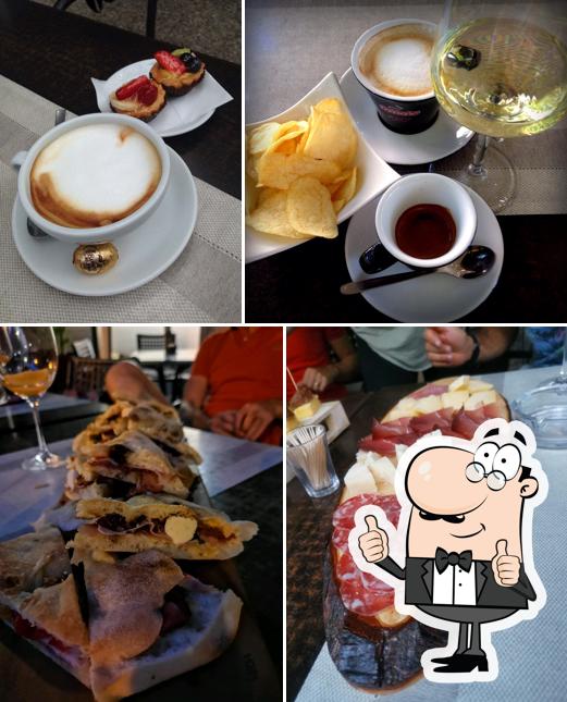 Atmosphere Boutique Cafe