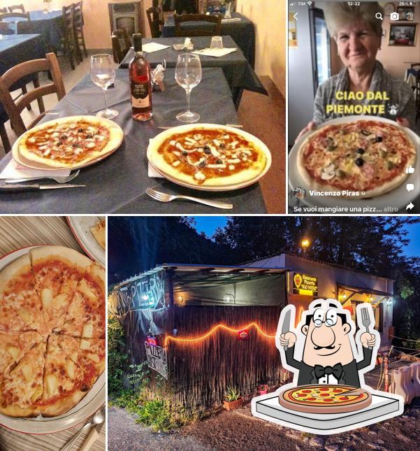 A Pizzeria Ristorante Rio Nero Oulx, puoi goderti una bella pizza