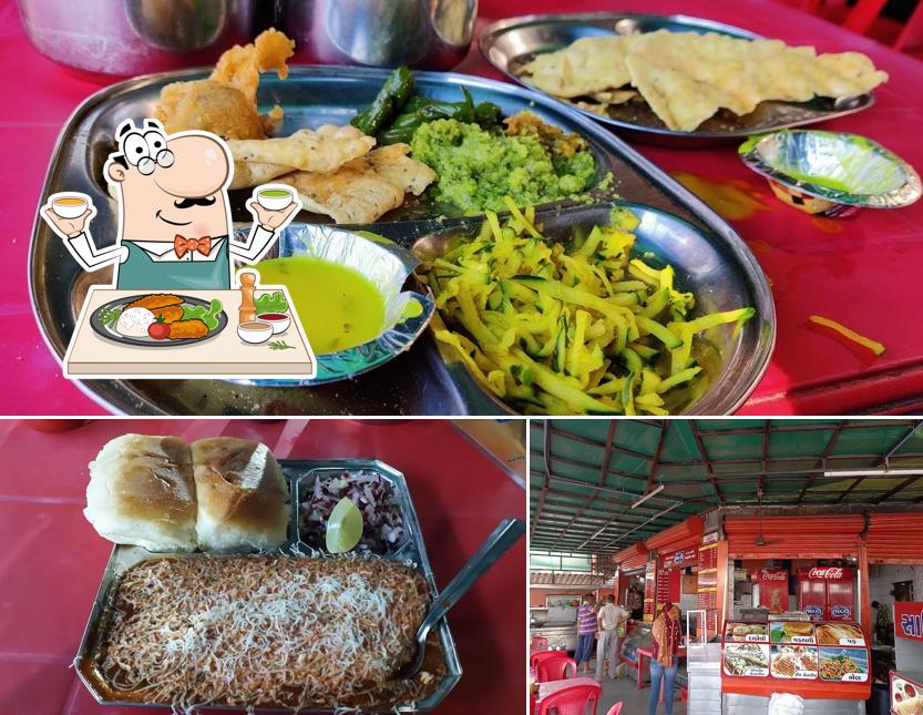 The image of food and interior at Bhavya Point