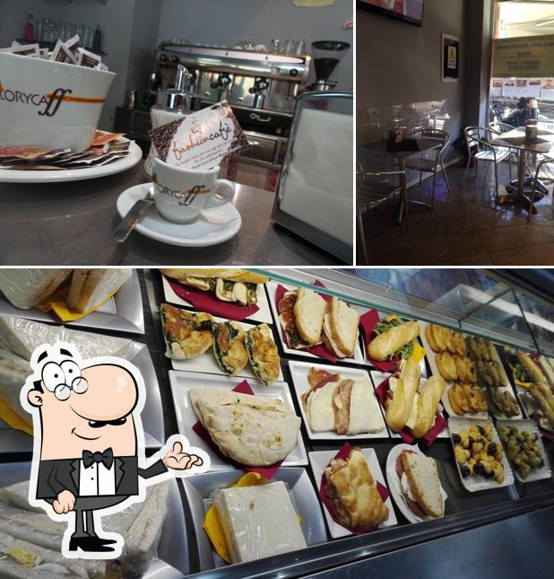 Fashion Cafè\ Wine Bar si caratterizza per la interni e dolce