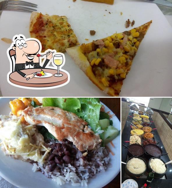 Comida em Pizzaria e Churrascaria DonSini Chapecó