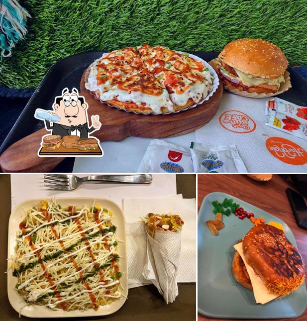 Lobster roll sandwich at Har Bhole Cafe