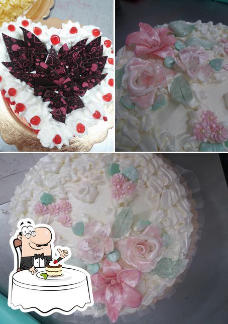 Ho Voglia di Pizzeria Stuzzicheria serve un'ampia varietà di dessert